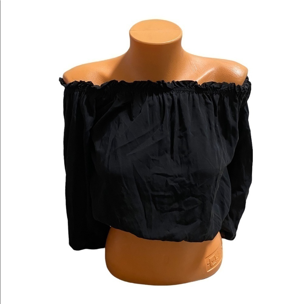 Brandy Melville Off Shoulder Black Crop Top Women's One Size 3/4 Sleeve